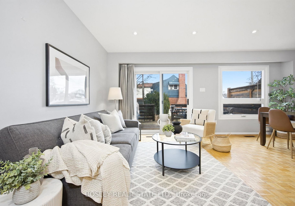 2807-st-clair-avenue-e-east-york-ontario-e12964528