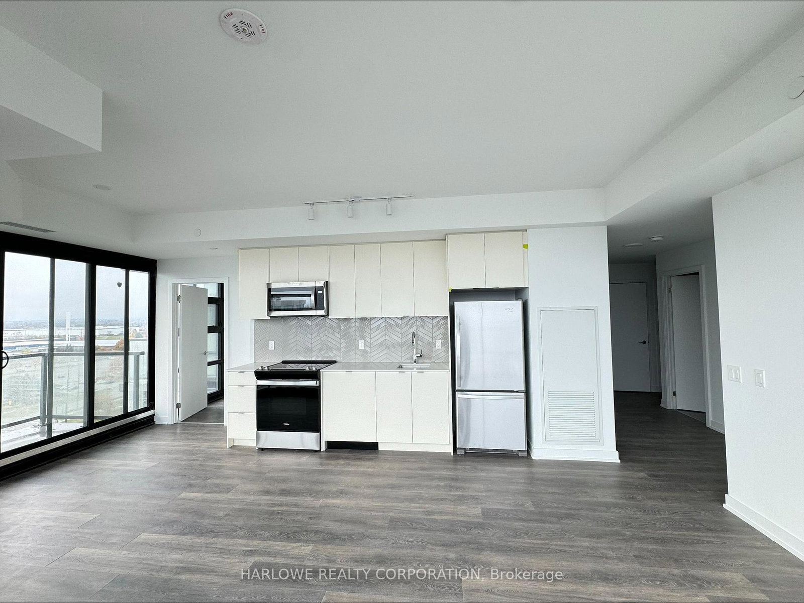 1606-charles-street-whitby-ontario-e12964642