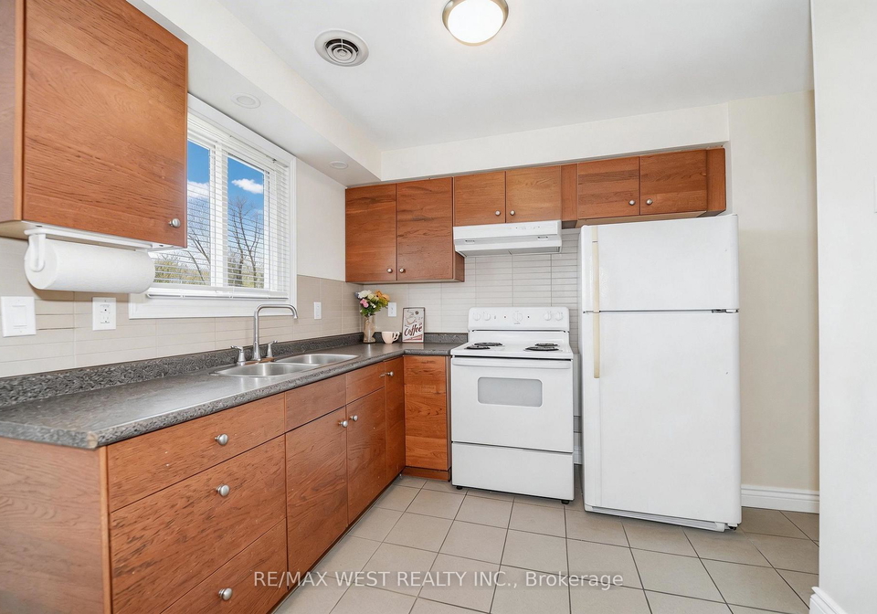 361-dwight-avenue-oshawa-ontario-e12965416