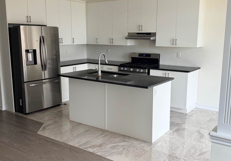 31-hickling-lane-ajax-ontario-e12965802