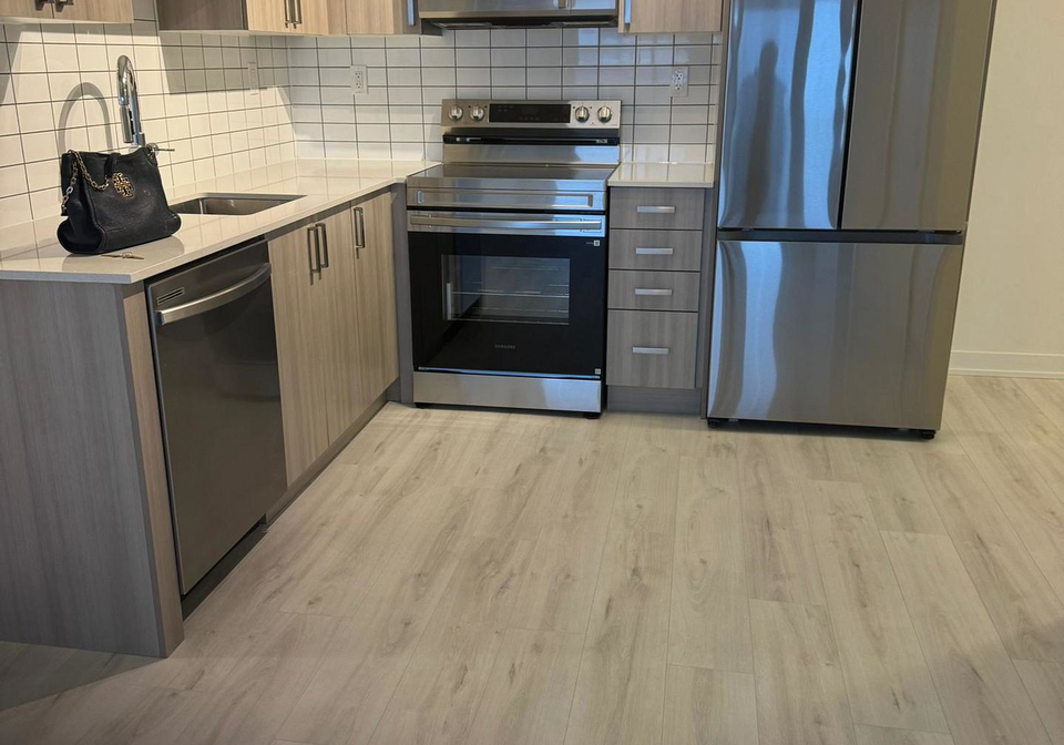 1010-sandy-beach-road-pickering-ontario-e12966210