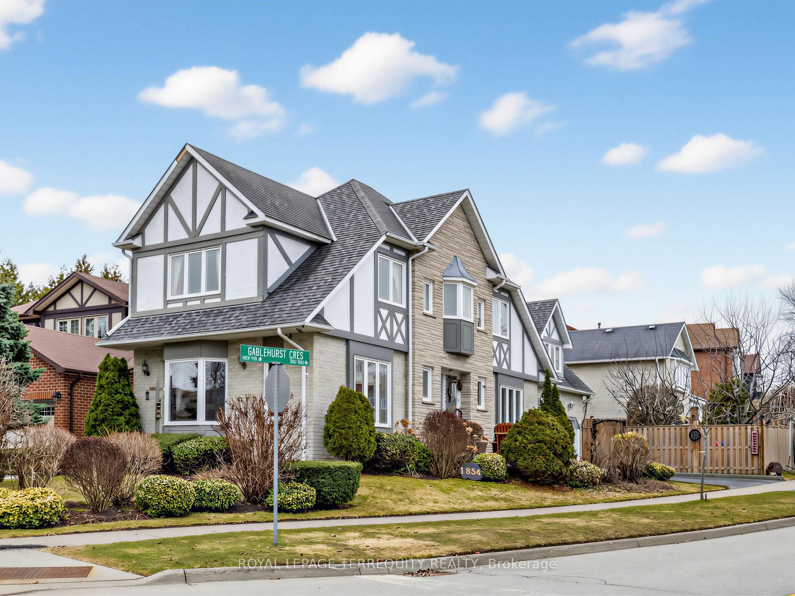 1854-brookshire-square-pickering-ontario-e12967006