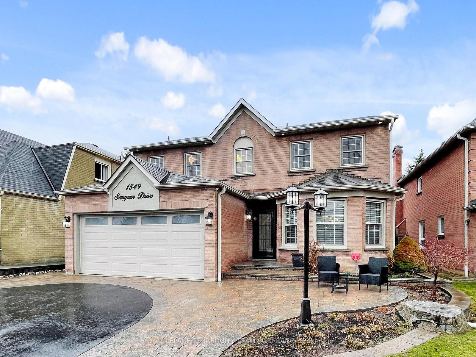 1549-saugeen-drive-pickering-ontario-e12967680