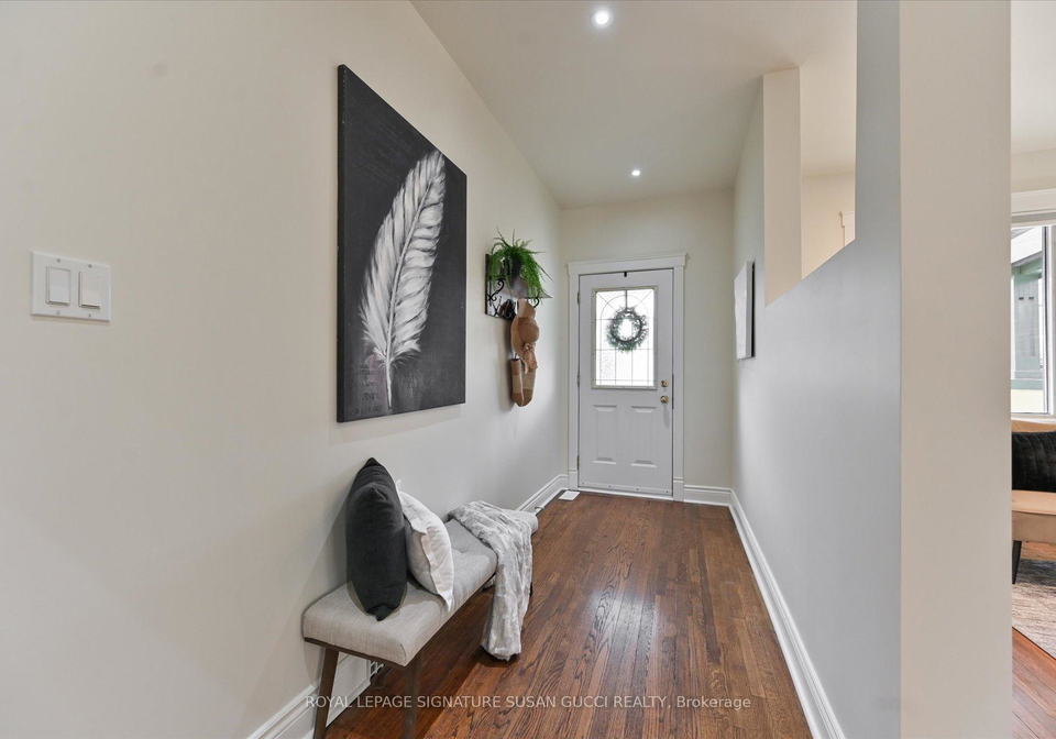 104-dewhurst-boulevard-east-york-ontario-e12967794
