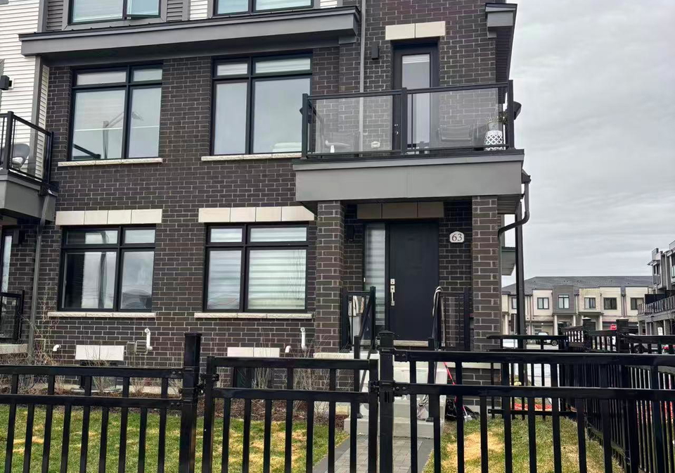 63-sorbara-way-whitby-ontario-e12968584