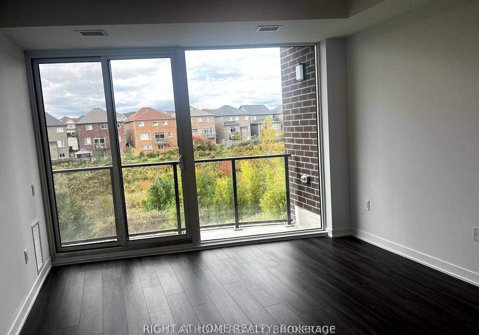 385-arctic-red-drive-oshawa-ontario-e12968628