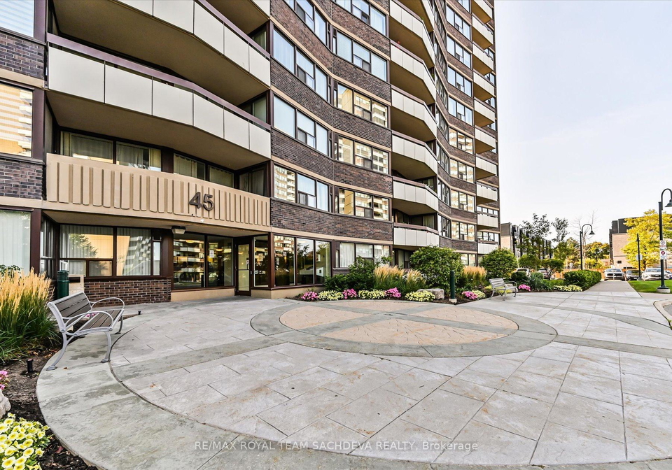 45-huntingdale-boulevard-scarborough-ontario-e12968672