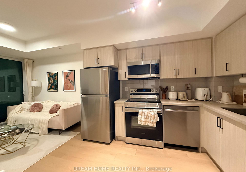 3429-sheppard-avenue-e-scarborough-ontario-e12968738