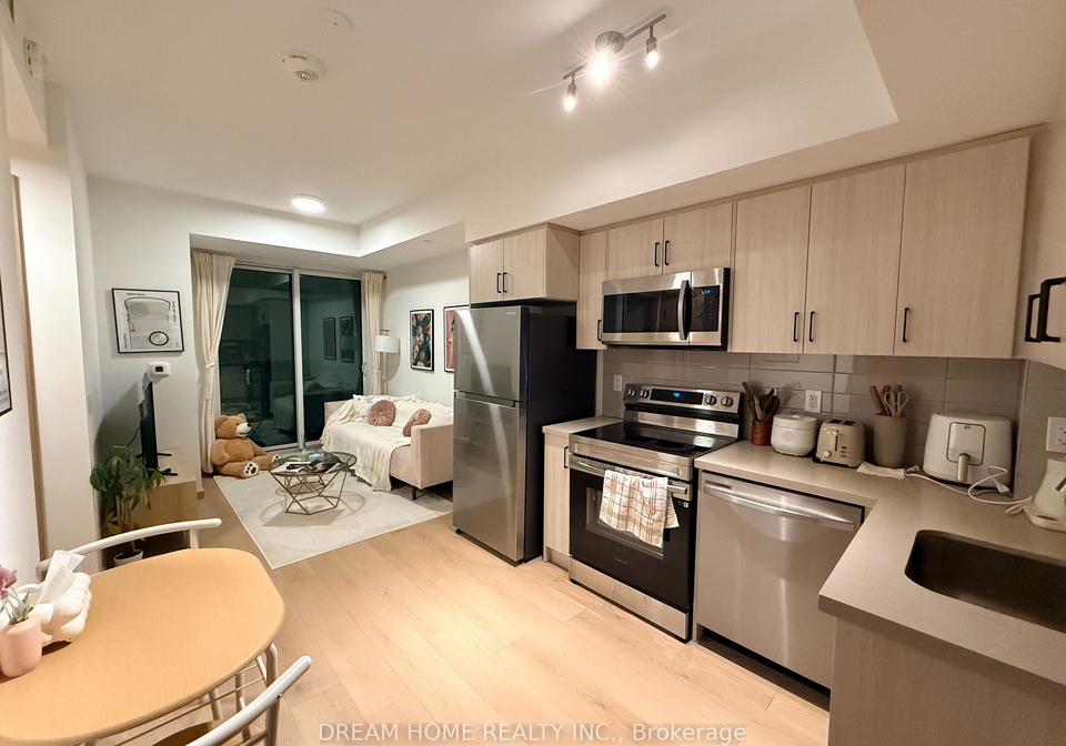 3429-sheppard-avenue-e-scarborough-ontario-e12968738