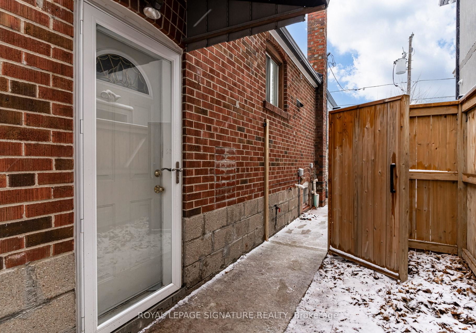 116-ferris-road-east-york-ontario-e12969364