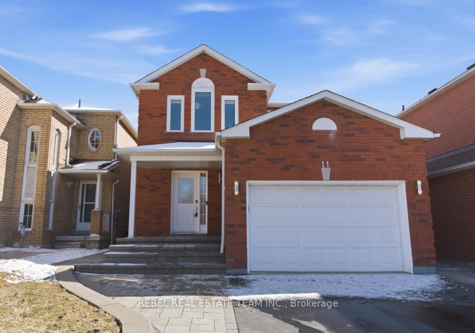 11-booth-crescent-ajax-ontario-e12969628