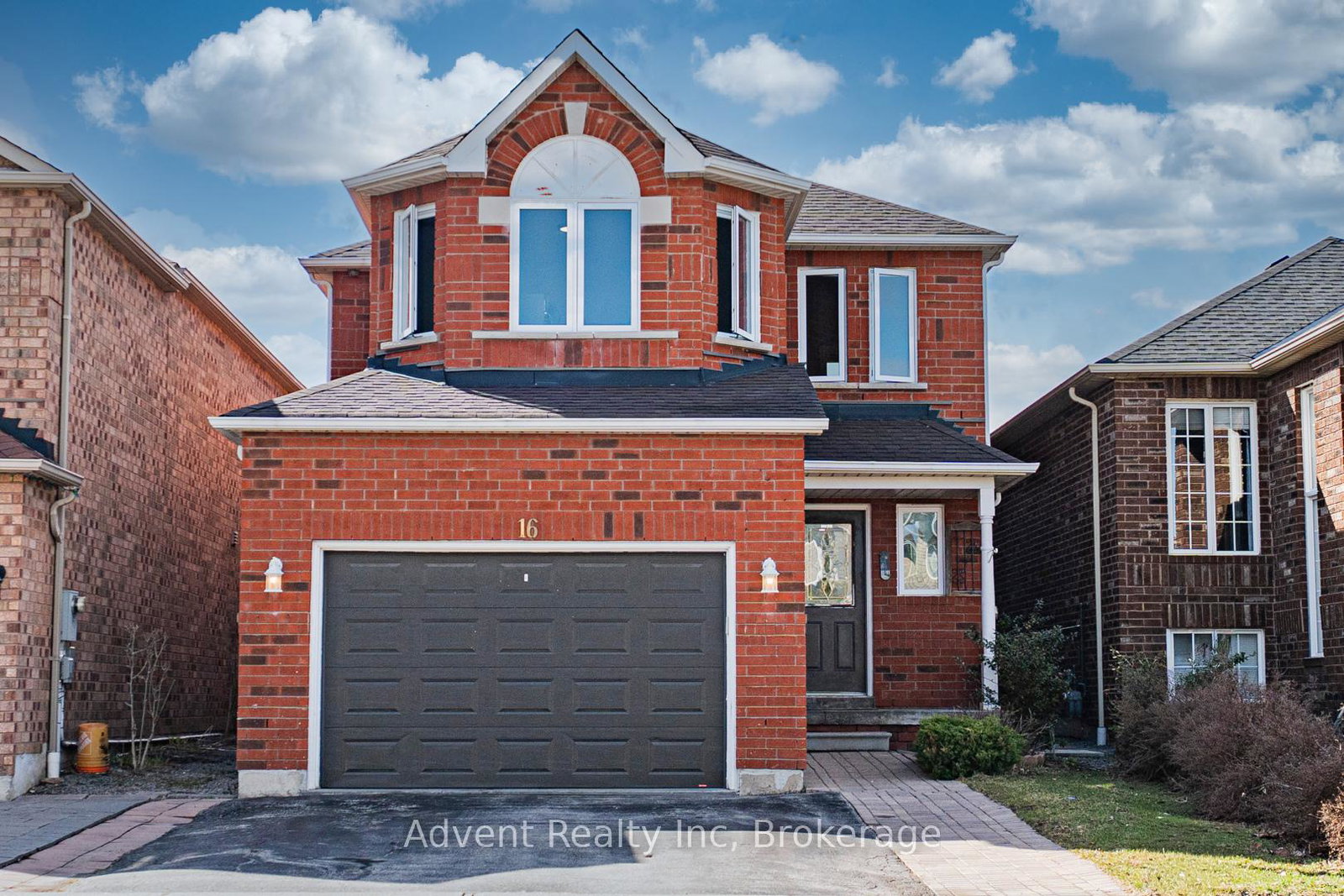 16-hibbard-drive-ajax-ontario-e12971194