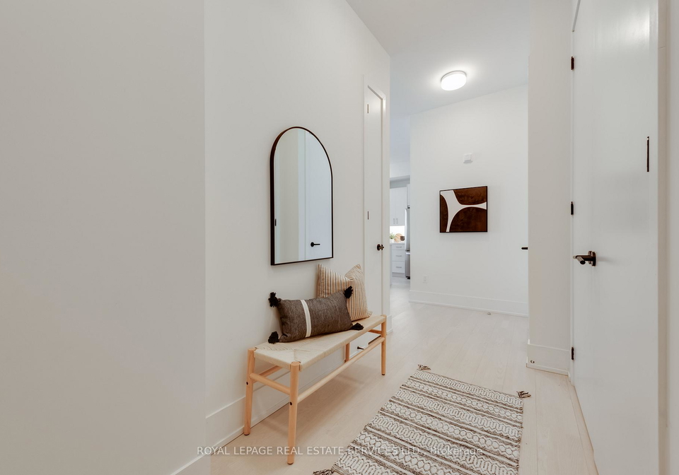 14-dewhurst-boulevard-east-york-ontario-e12971410