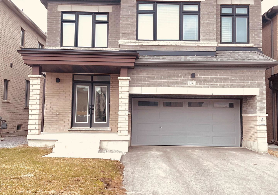 1371-klondike-court-oshawa-ontario-e12972228