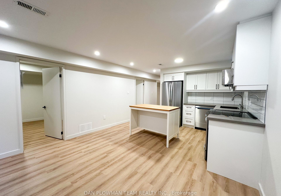 813-groveland-avenue-oshawa-ontario-e12972772