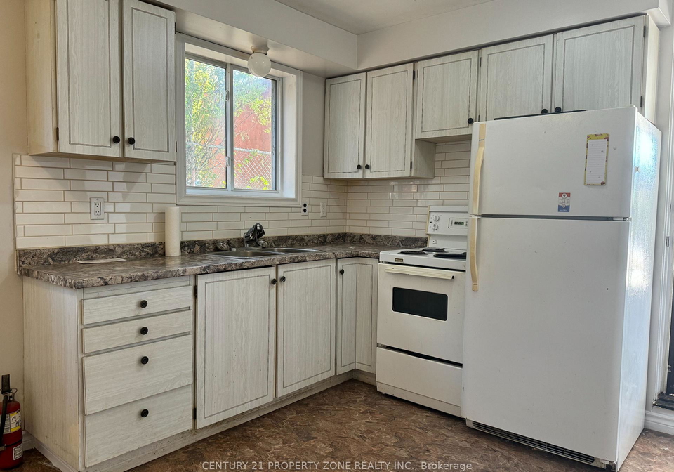 357-dwight-avenue-oshawa-ontario-e12972934