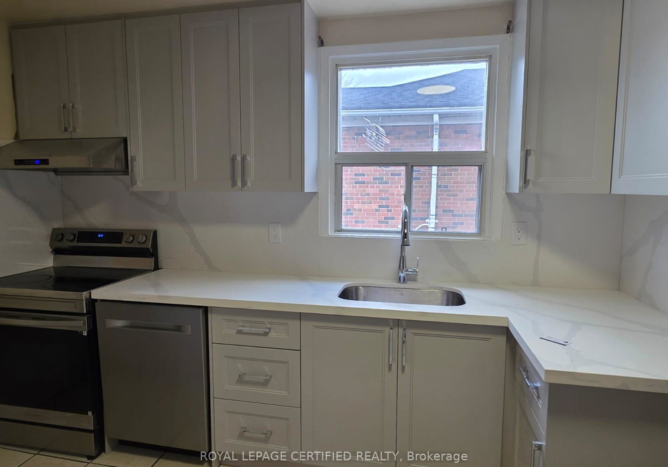 45-huntington-avenue-scarborough-ontario-e12973074