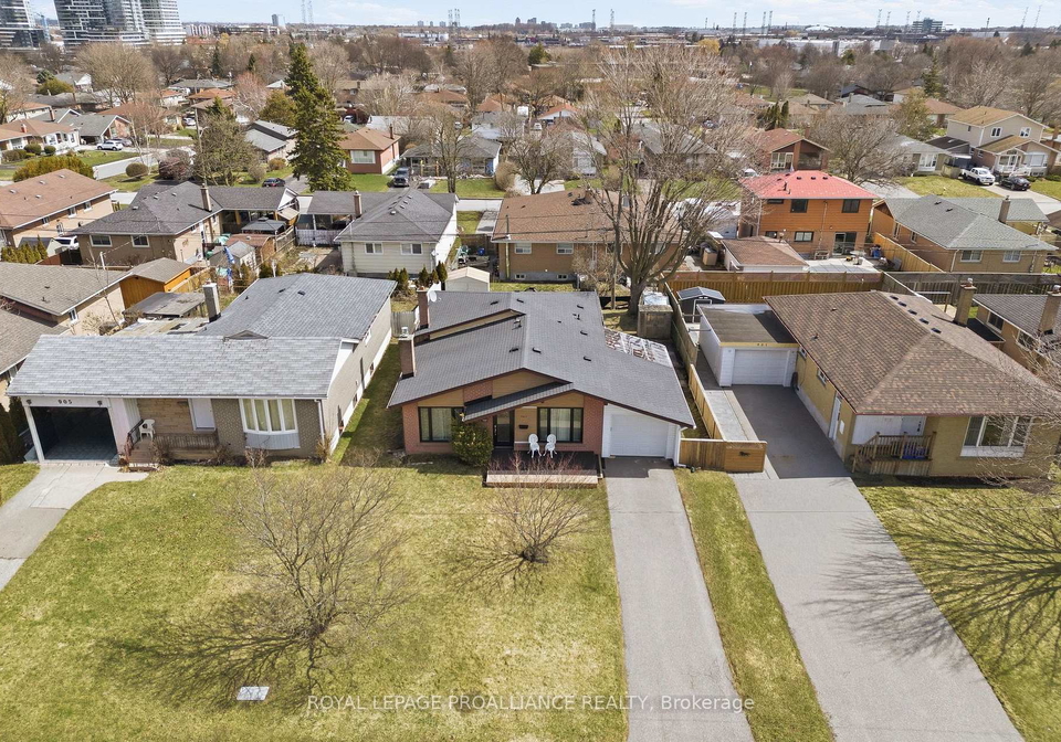 903-naroch-boulevard-pickering-ontario-e12973414