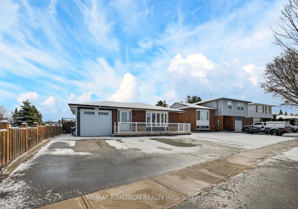 301-lupin-drive-whitby-ontario-e12973702