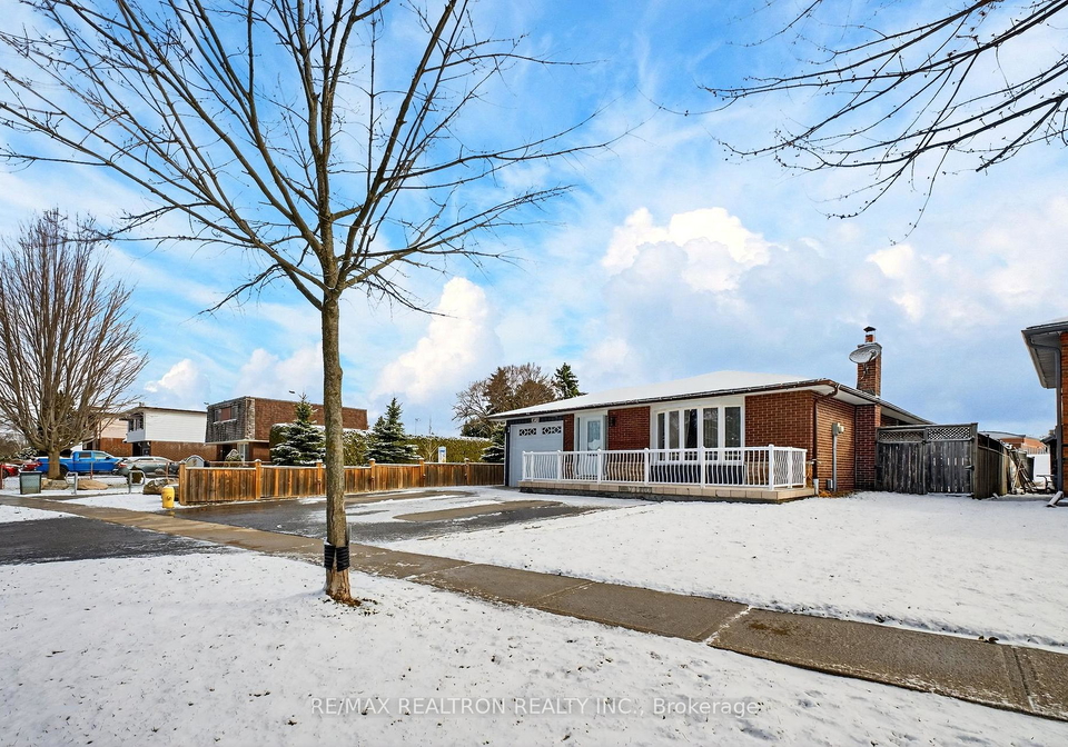 301-lupin-drive-whitby-ontario-e12973702