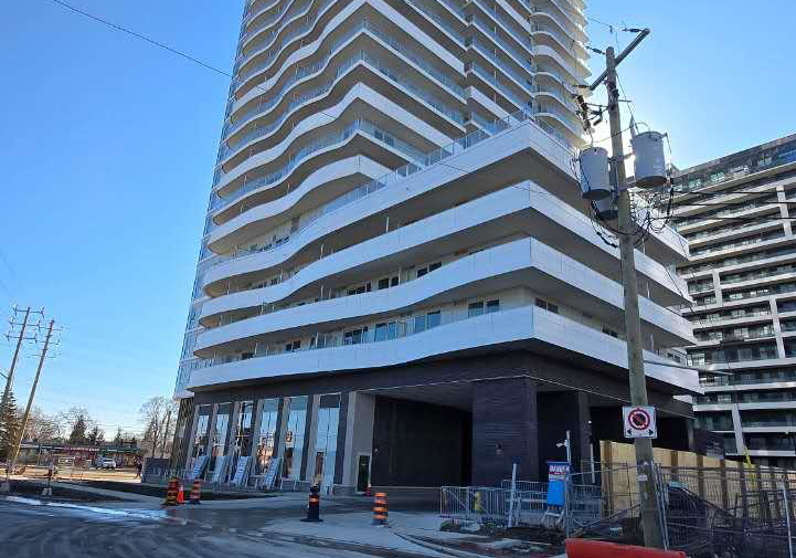 1010-sandy-beach-road-pickering-ontario-e12973722