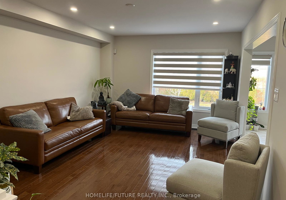 28-puttingedge-drive-whitby-ontario-e12974174