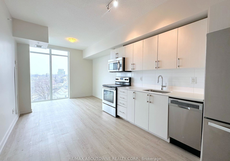763-woodbine-avenue-toronto-ontario-e12974906