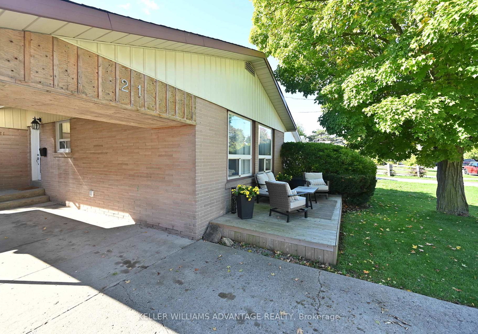 21-deerfield-road-scarborough-ontario-e12975050