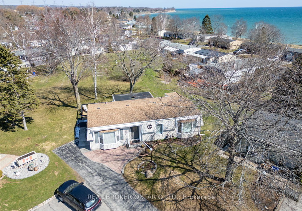 22-champlain-court-clarington-ontario-e12976780