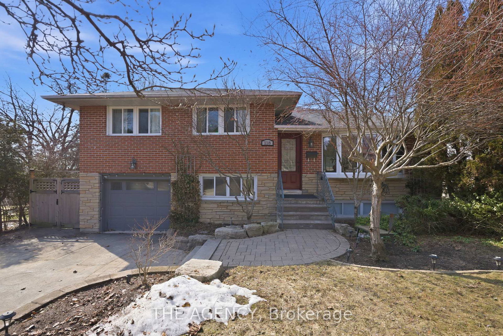 118-applewood-crescent-whitby-ontario-e12977124