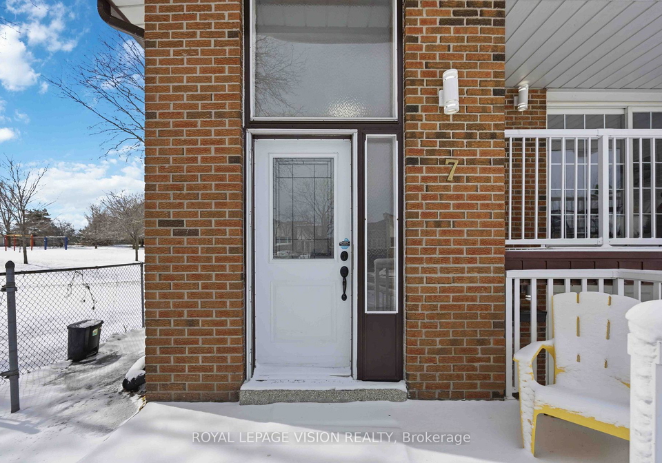 7-snowhill-crescent-scarborough-ontario-e12977678