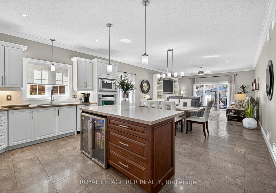 21-corvinelli-drive-whitby-ontario-e12977712