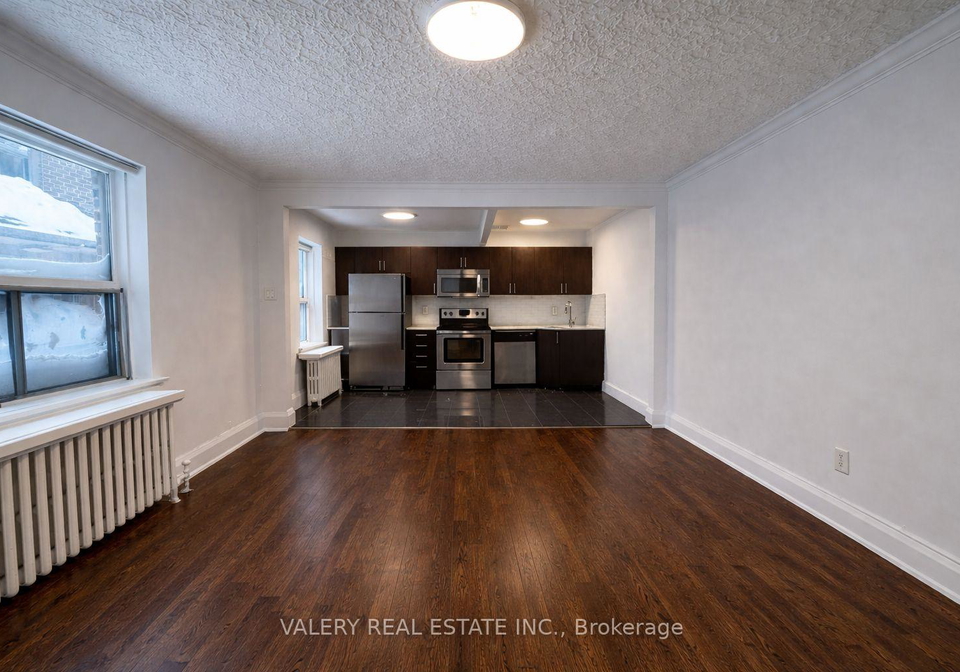 2404-queen-street-e-scarborough-ontario-e12977794