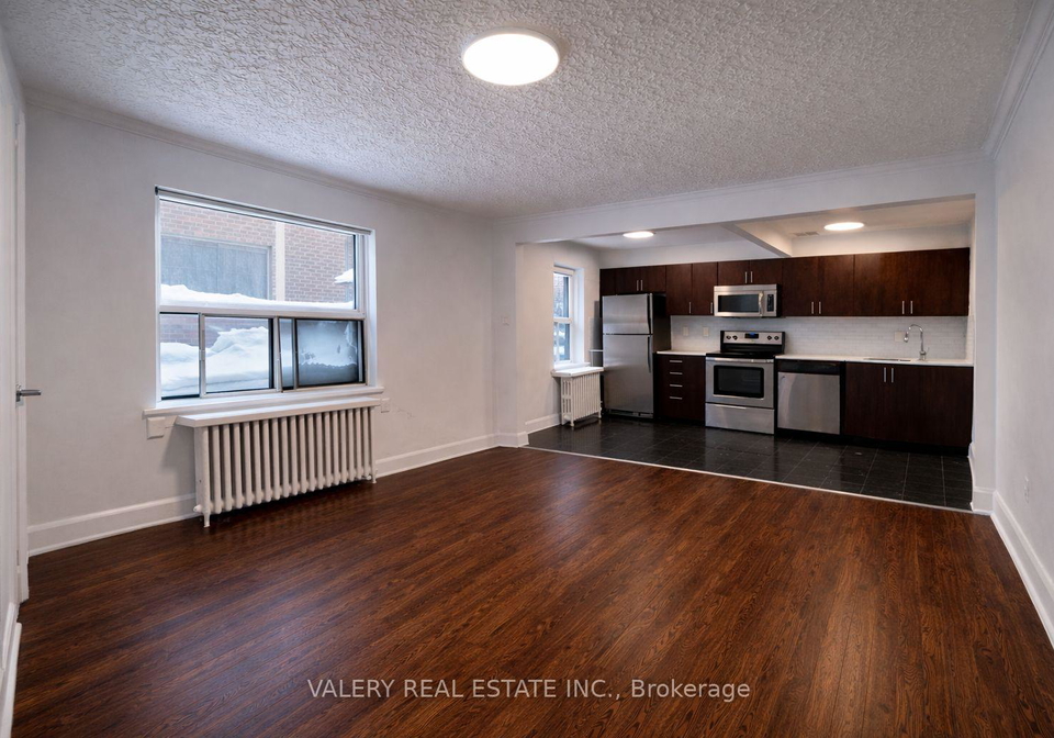 2404-queen-street-e-scarborough-ontario-e12977794