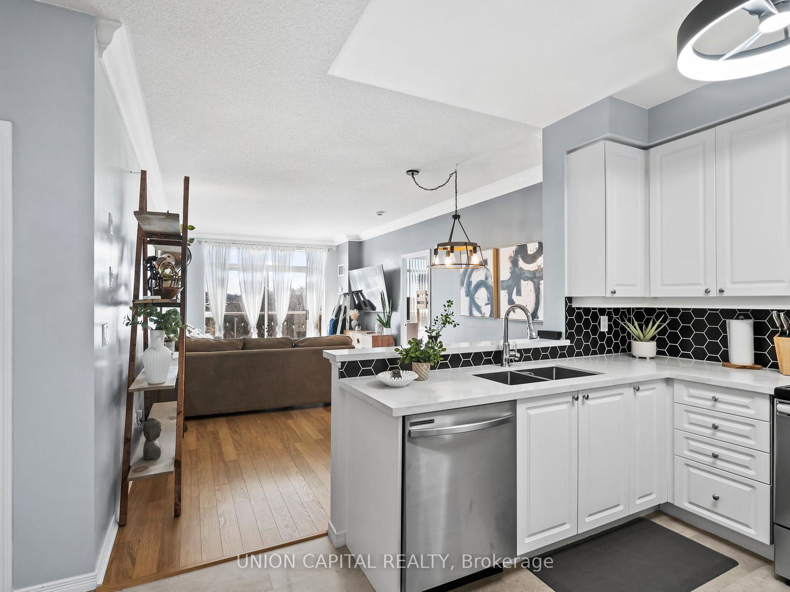 3650-kingston-road-scarborough-ontario-e12977844