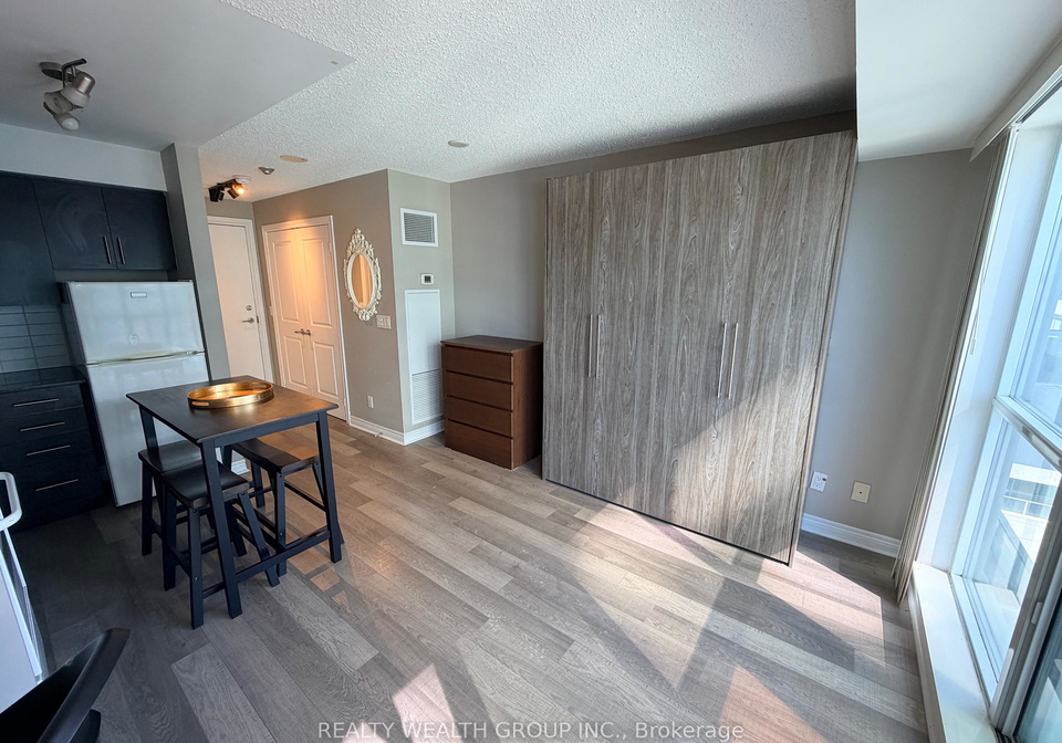 50-town-centre-court-scarborough-ontario-e12978662