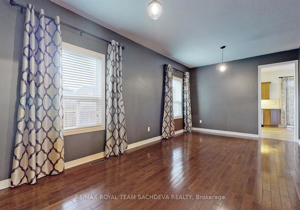 10-pears-court-clarington-ontario-e12979410