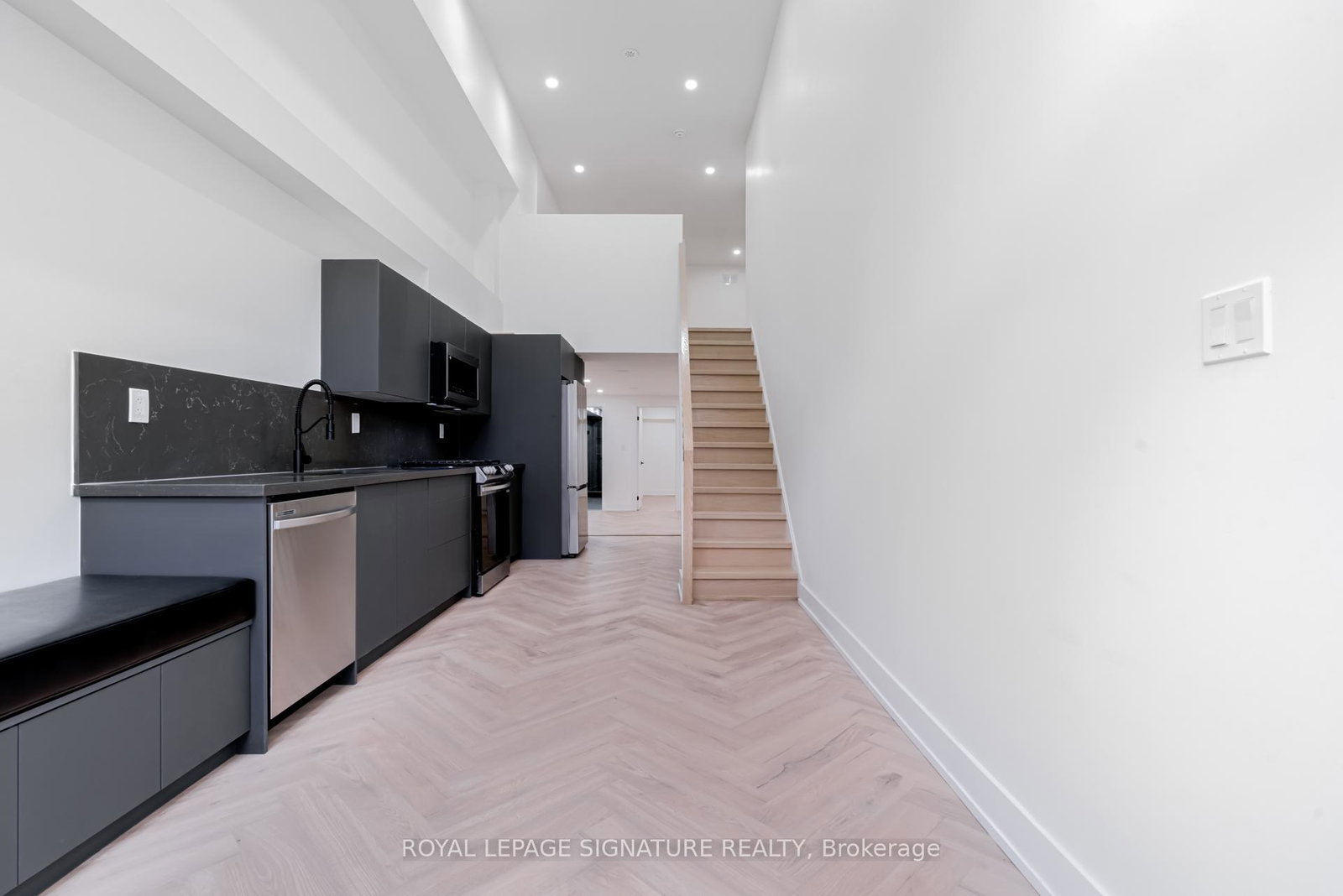 861-oconnor-drive-east-york-ontario-e12979554