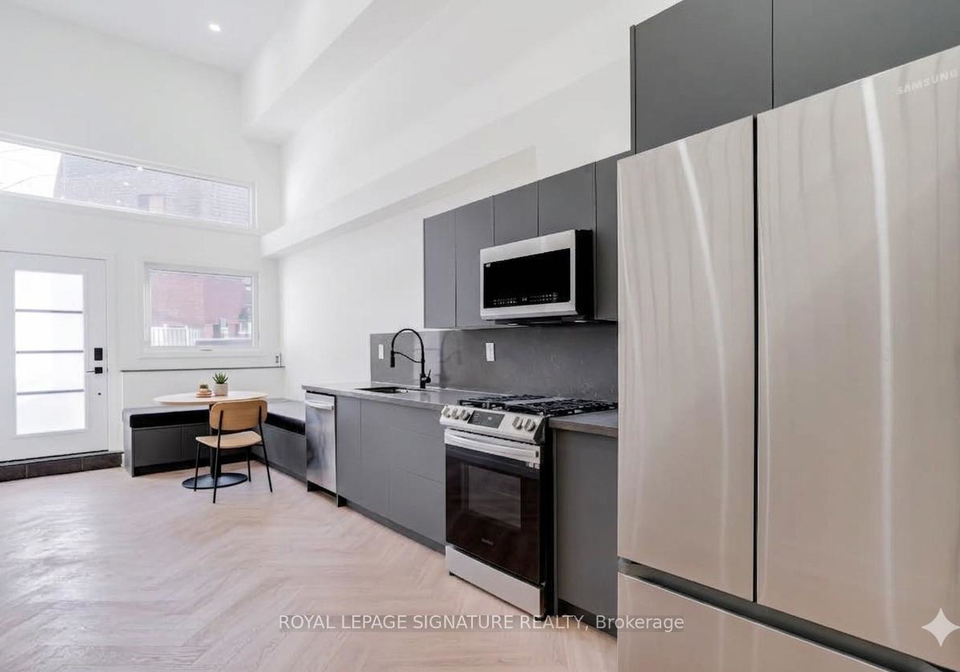 861-oconnor-drive-east-york-ontario-e12979554