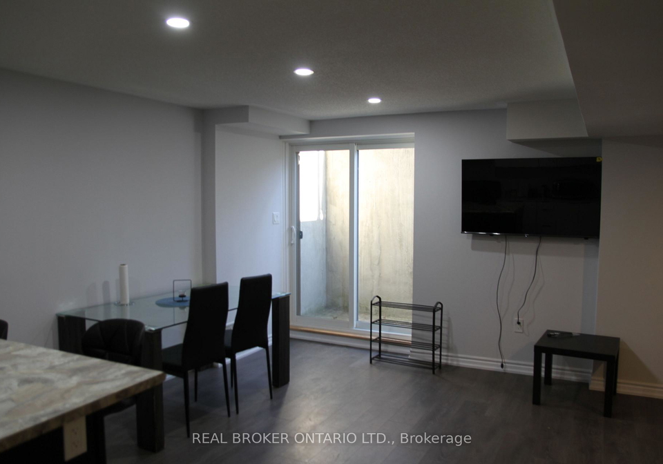 31-swordfish-drive-whitby-ontario-e12979594
