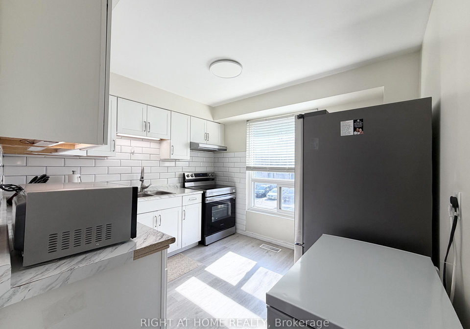 1400-mary-street-n-oshawa-ontario-e12981004