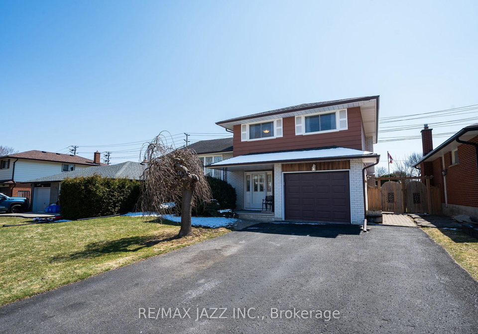 361-carnaby-court-oshawa-ontario-e12981116