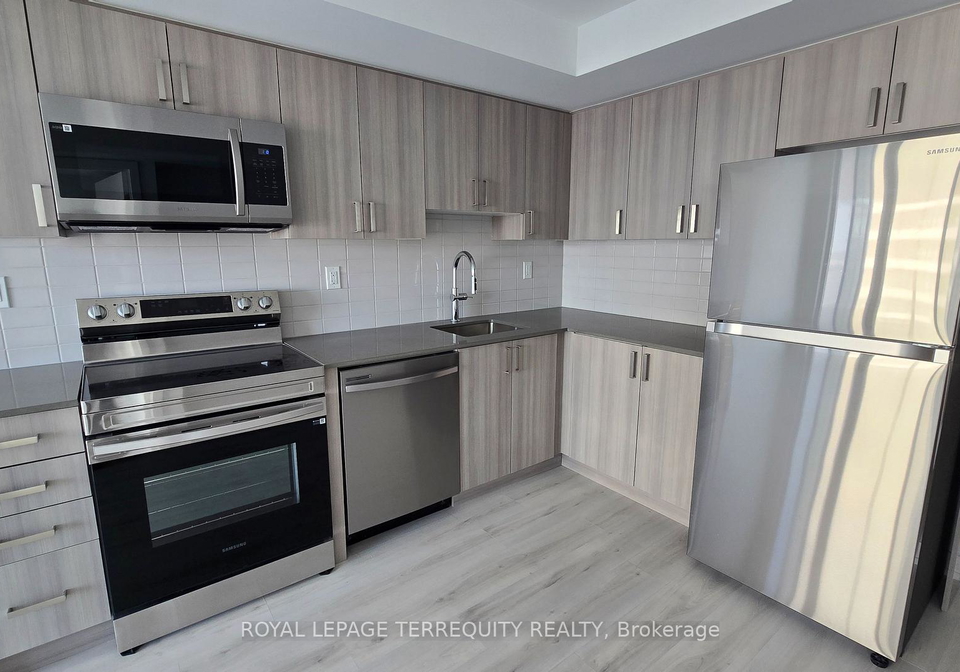 1435-celebration-drive-pickering-ontario-e12982524