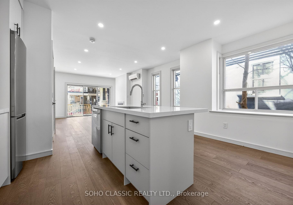 23-fernwood-park-avenue-toronto-ontario-e12982634