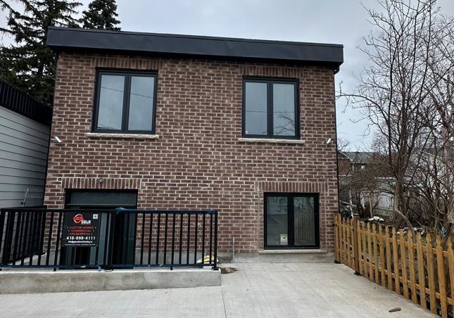 94-barrington-avenue-east-york-ontario-e12982706