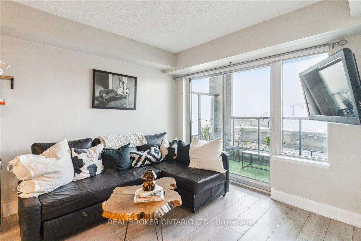 1215-bayly-street-pickering-ontario-e12983002
