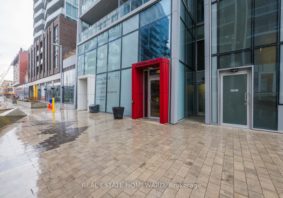 25-baseball-place-toronto-ontario-e12983130