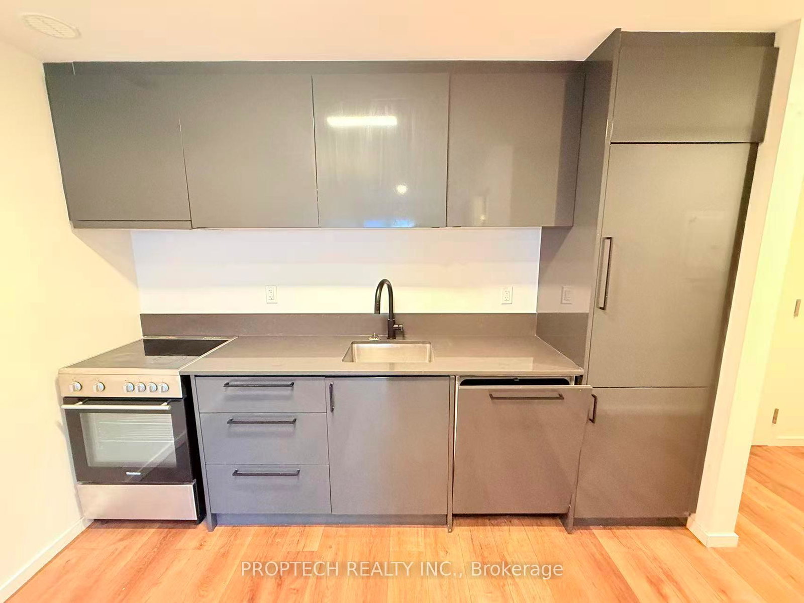 377-broadview-avenue-toronto-ontario-e12983746