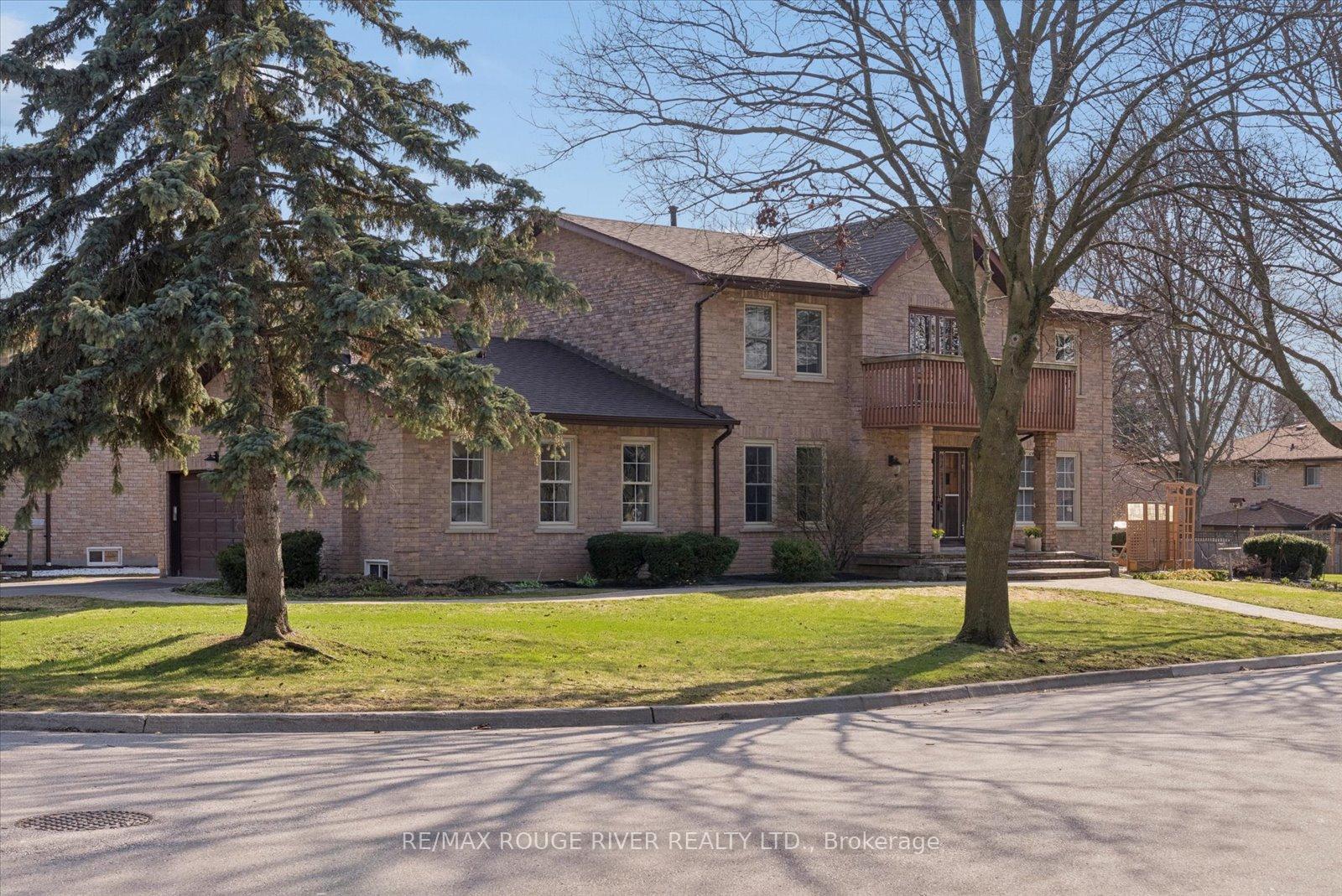 2-worfolk-place-whitby-ontario-e12984196