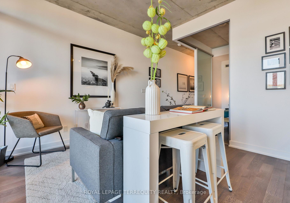 1190-dundas-street-e-toronto-ontario-e12984986